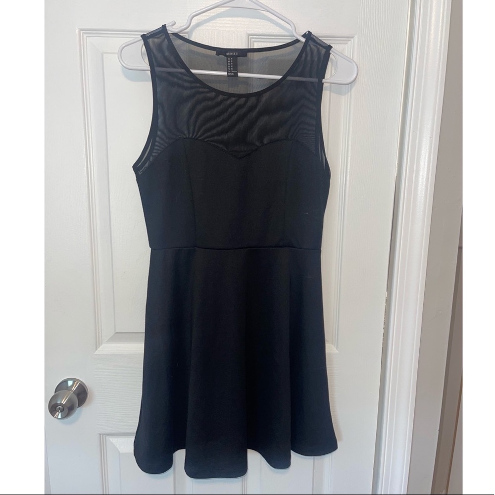 Forever 21 Black Mini Sweetheart Dress Size Medium